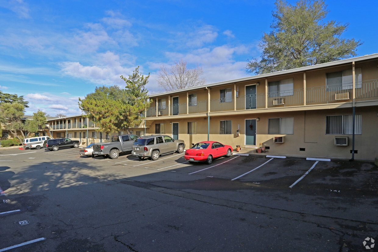 Sierra Oaks Apartments - Citrus Heights, Ca 