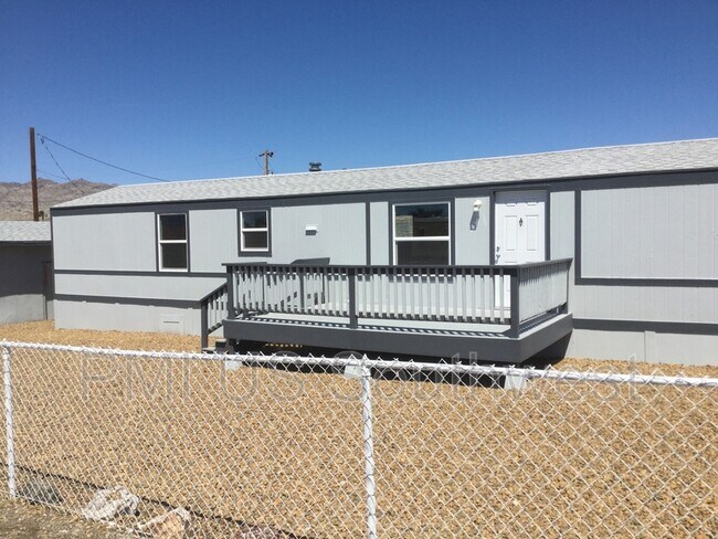 Building Photo - 1435 Park Ln