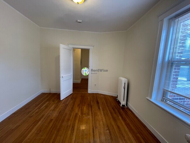 Building Photo - 29 Queensberry St