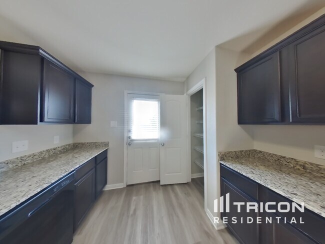 Foto del edificio - 6534 Fledgely Way