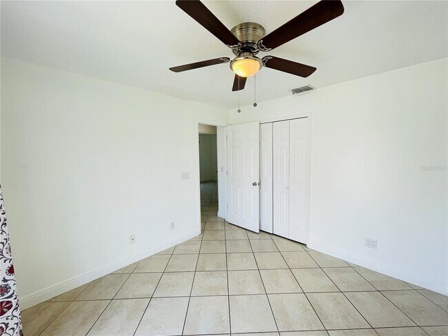 Building Photo - 13504 Glasser Ave