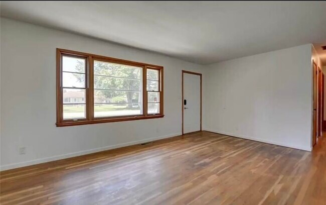 Foto del edificio - Lincoln Ave