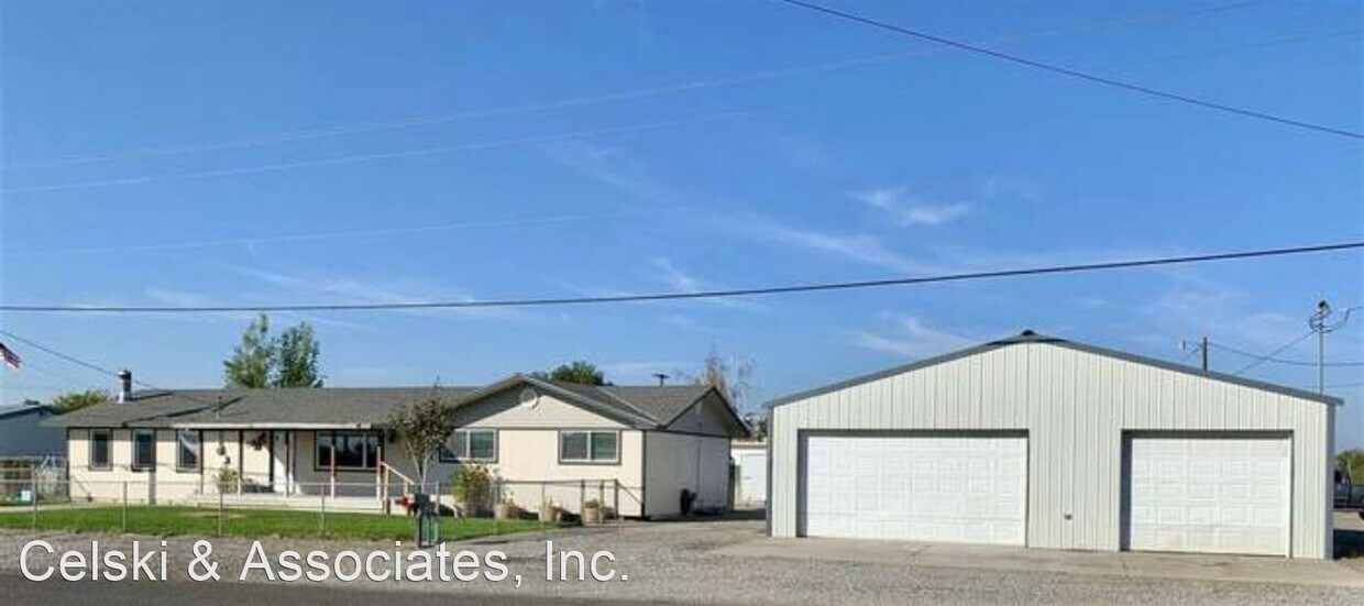 Primary Photo - 3 br, 2 bath House - 882 W Humorist Rd