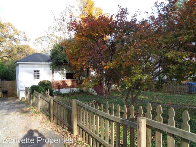 Foto del edificio - 2 br, 1 bath House - 842 Flat Shoals Way SE