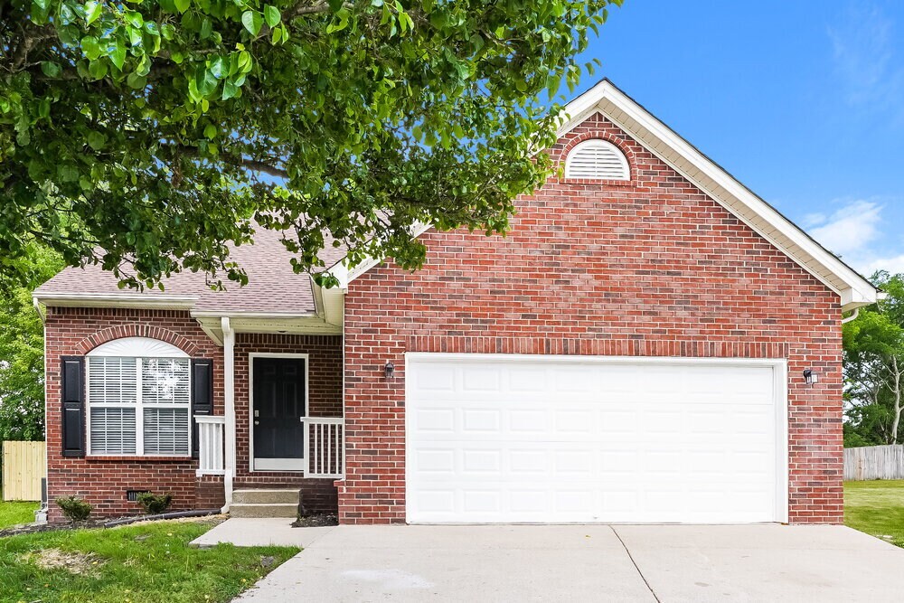 Foto principal - 104 Sumner Meadows Ct