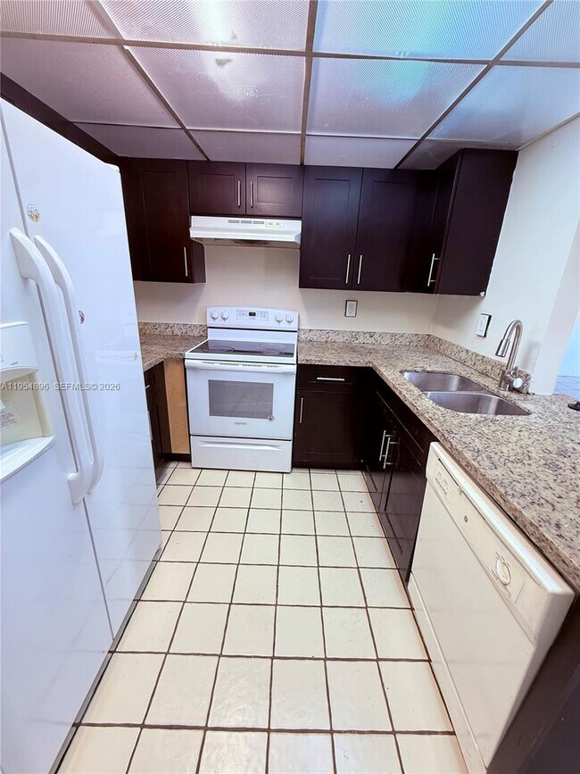 Foto del edificio - 10307 NW 9th St Cir