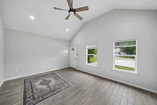 Building Photo - 396 Westchase St