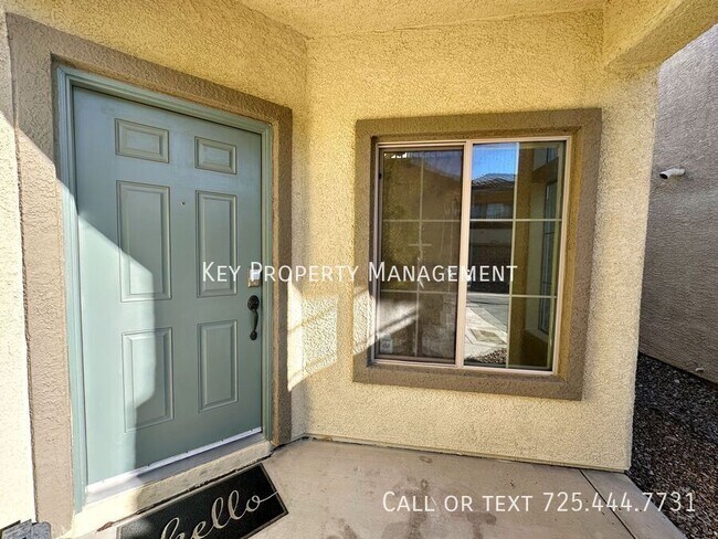Foto del edificio - 3 BEDROOM 3 BATH + LOFT HOME IN GATED CENN...