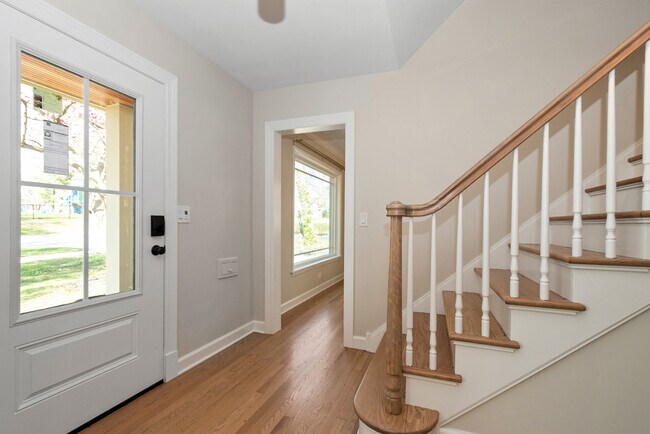 Foto del edificio - 312 W Hickory St