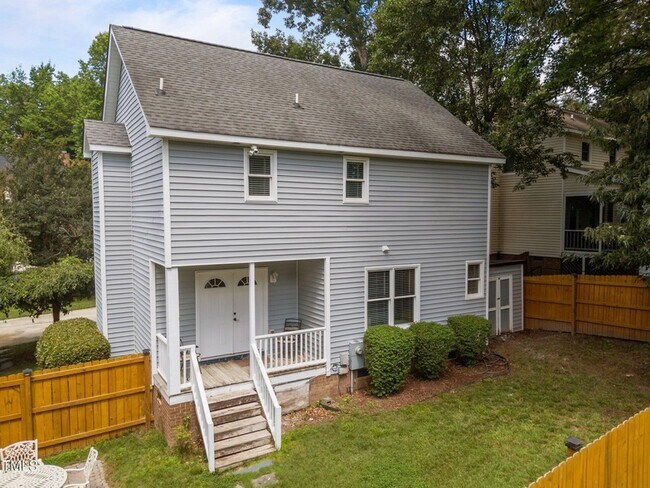 Foto del edificio - 112 Autumn Ridge Dr