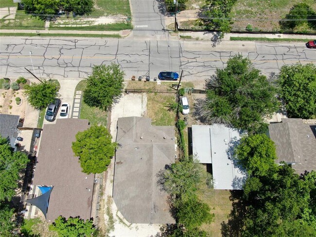 Foto del edificio - 1412 Vargas Rd