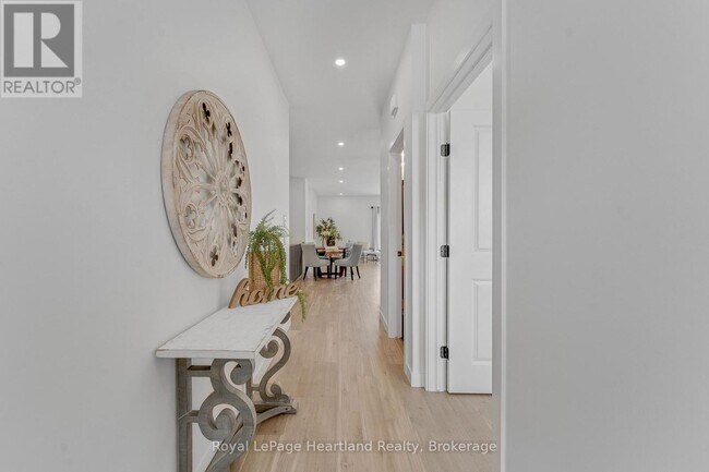 Photo du bâtiment - 16 Silver Crk Rd