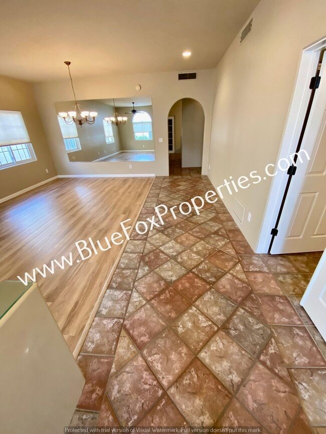 Building Photo - 1495 Fairway Wood Ct