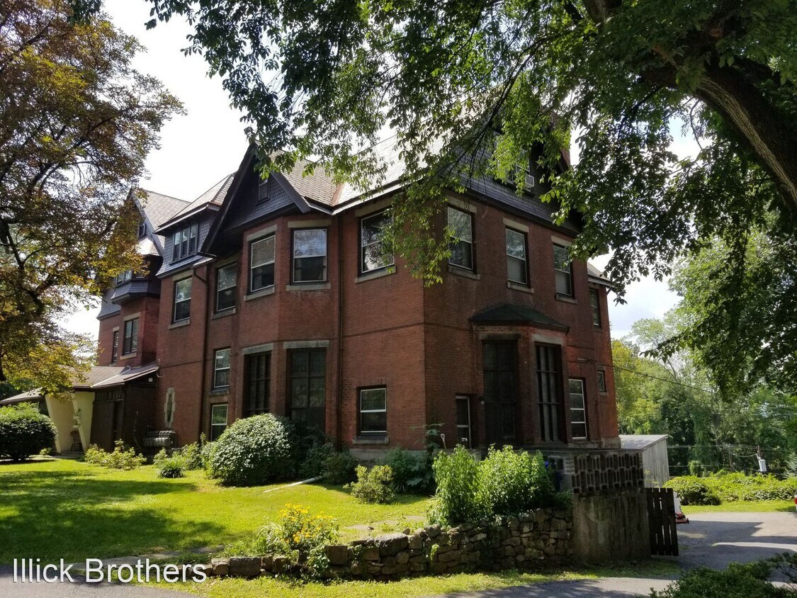 Foto principal - 407 Delaware Ave