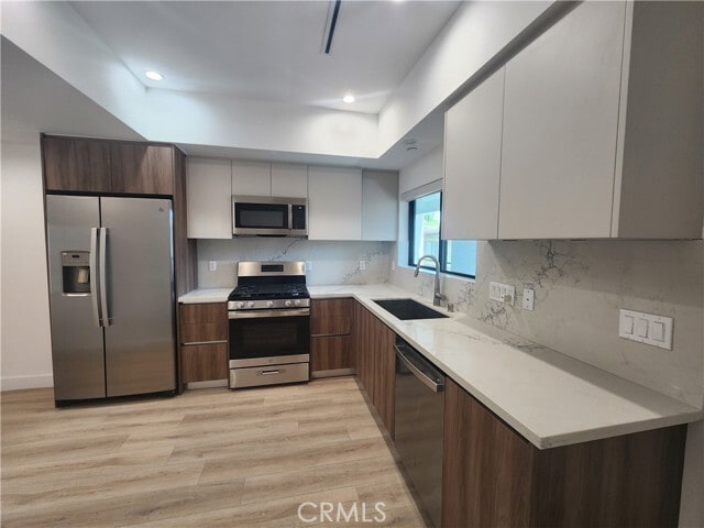 Foto del edificio - 6061 Fulton Ave