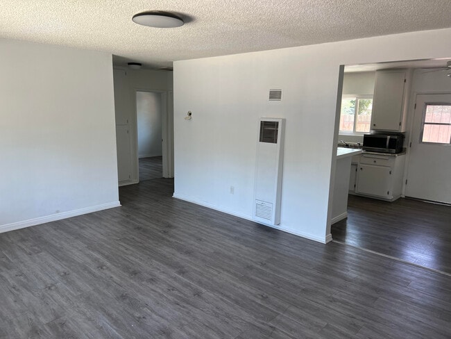 Building Photo - 1861 El Sereno Ave