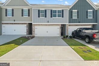Building Photo - 11640 Mendenhall Ct