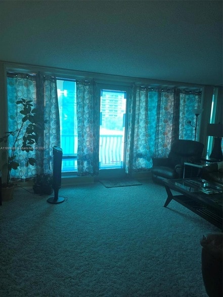 Foto del edificio - 4020 Galt Ocean Dr