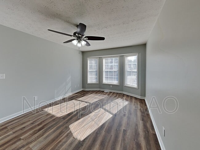 Building Photo - 6040 Old Wellborn Trce