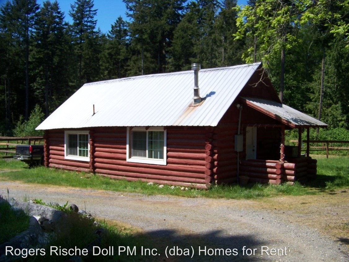 Primary Photo - 136 W Troxell Rd