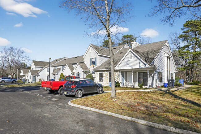 Foto del edificio - 2701 Canyon Ct