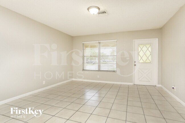 Building Photo - 6100 Harding St