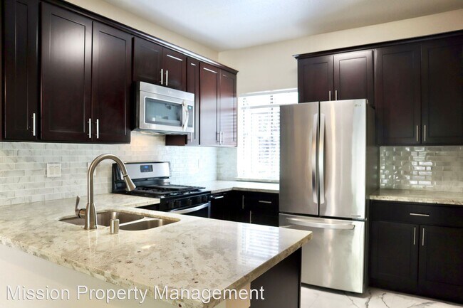 Building Photo - 2 br, 2 bath House - 3517 Birchwood Ter Un...