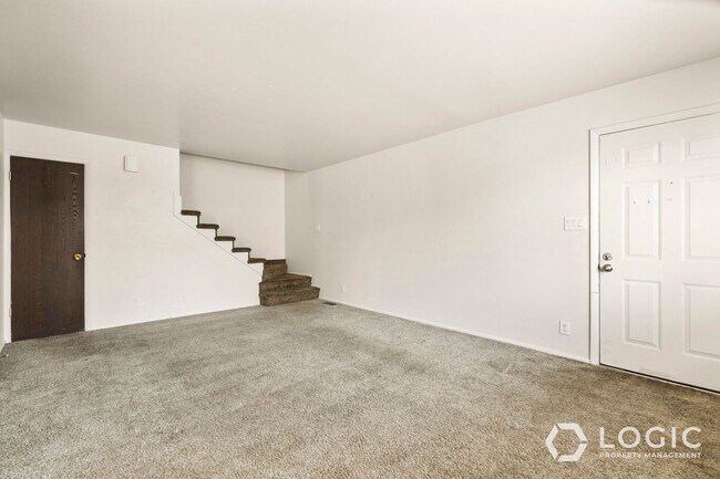 Foto del edificio - 331 W 170 N
