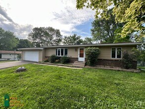 Building Photo - 3567 Cuneen Trail E