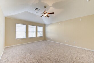 Building Photo - 6519 Point Hollow Ln