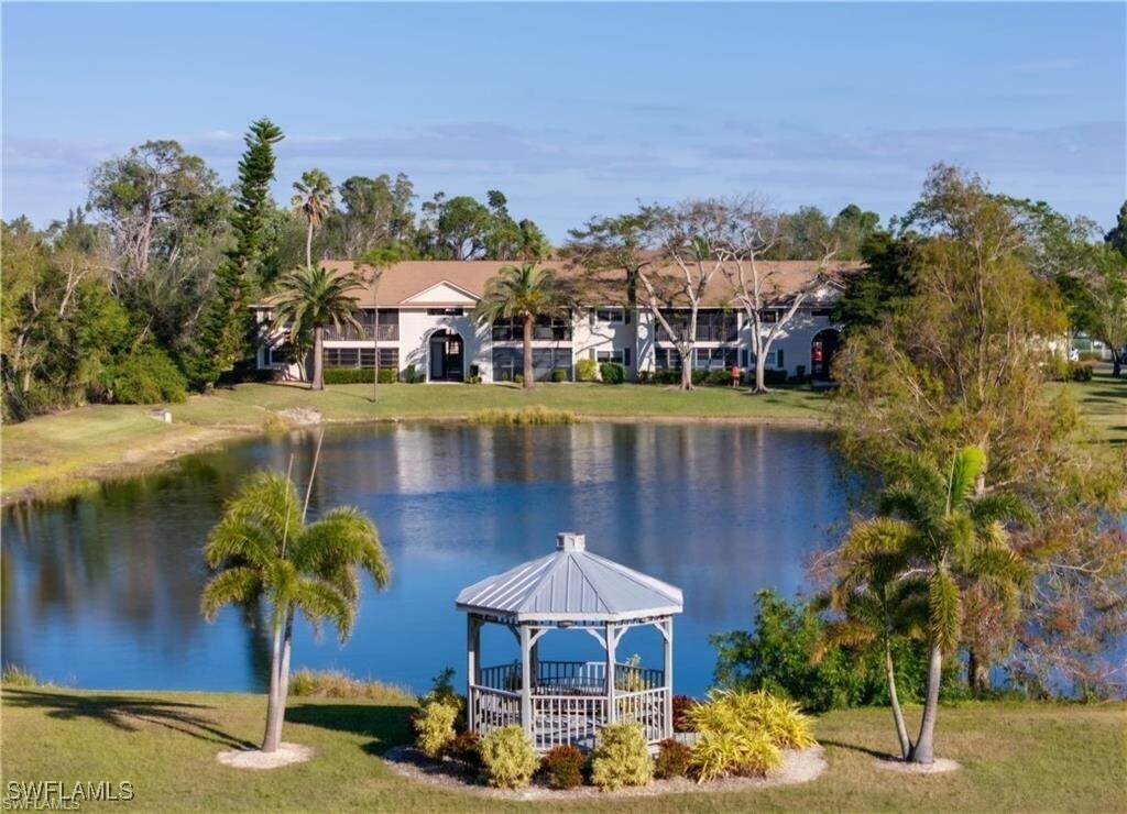 Foto principal - 8171 S Woods Cir