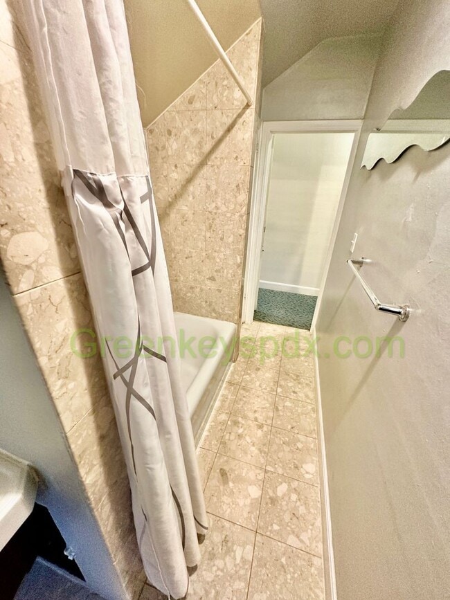 Foto del edificio - 10197-1136