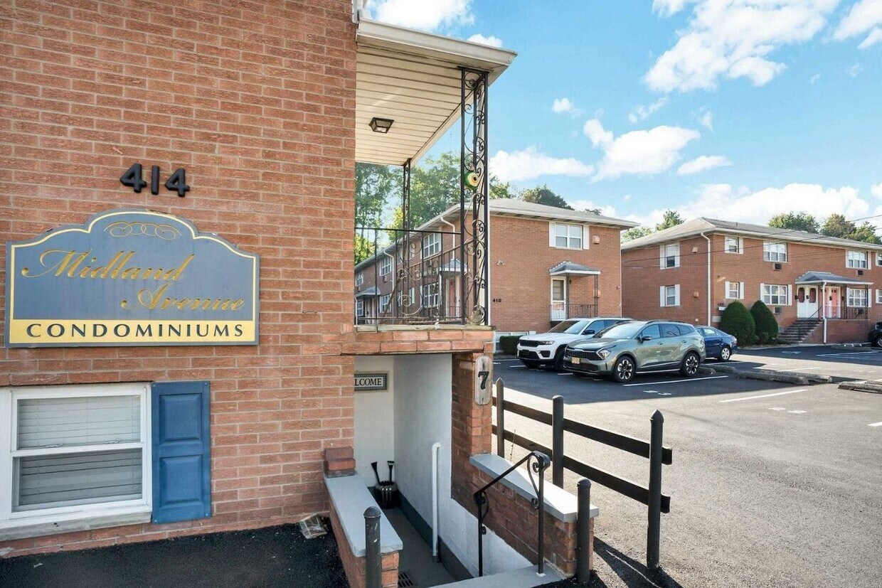 414 Midland Ave, Garfield, NJ 07026 Room for Rent in Garfield, NJ