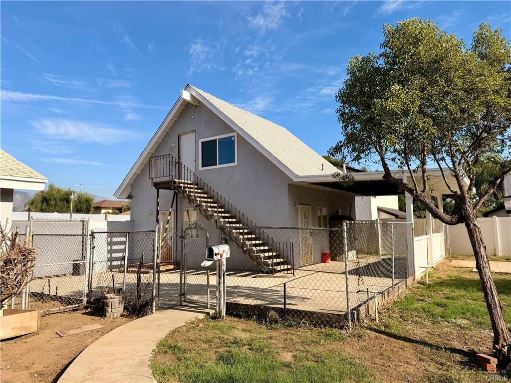 Foto principal - 13416 Glenoaks Blvd