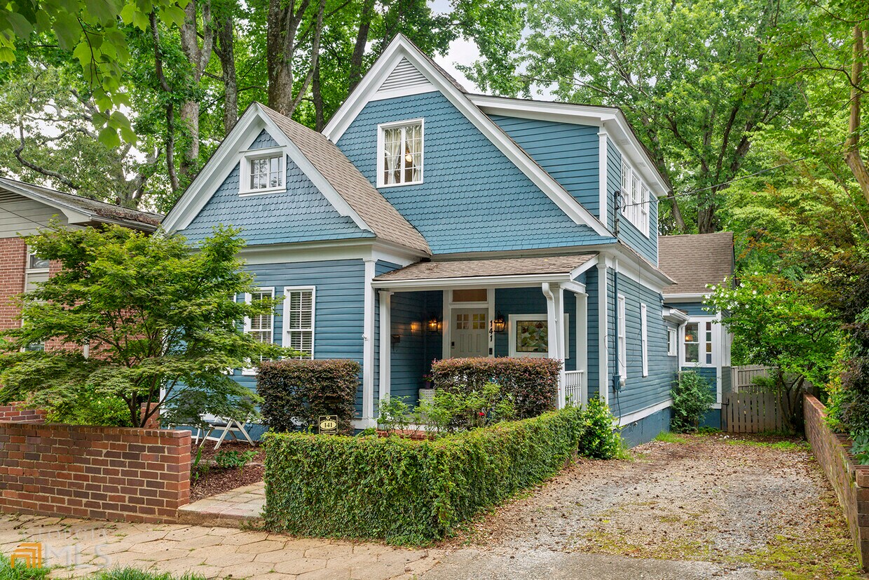 Foto principal - 141 Hale St NE