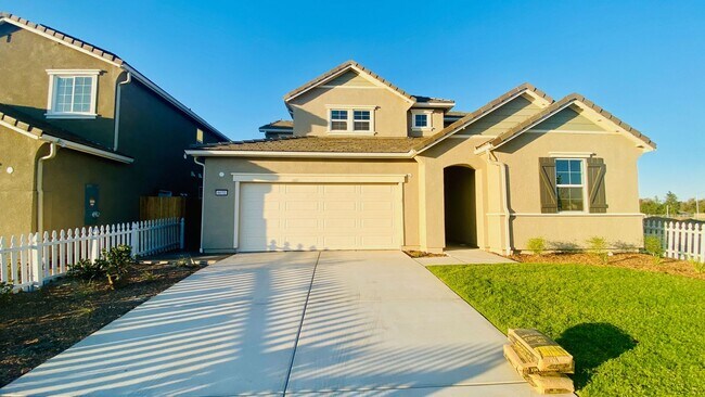 Foto del edificio - Beautiful Two Story Home in the Olivewood ...