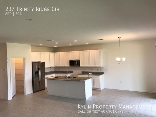 Foto del edificio - 237 Trinity Ridge Cir