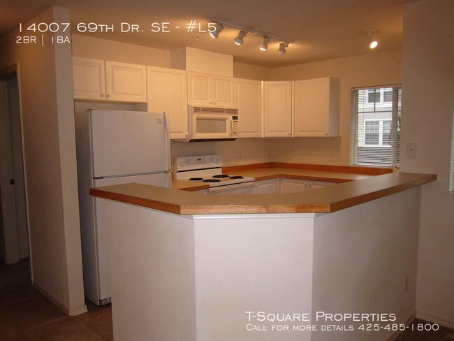 Building Photo - 14007 69th Dr SE