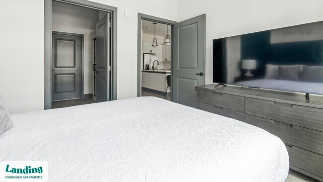 Foto del edificio - 944 Broadcast Pl