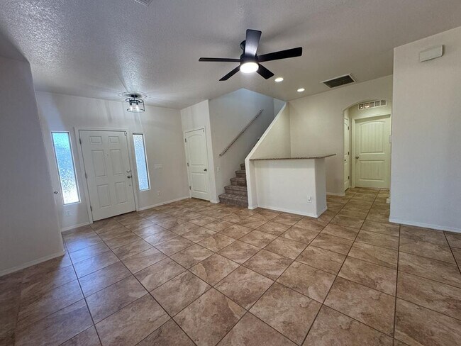 Building Photo - 1258 Questa Ct