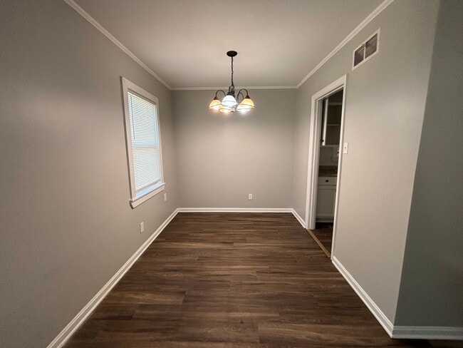 Building Photo - 2073 Gayle Ave