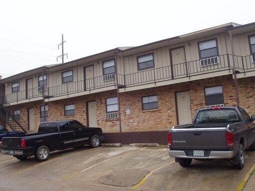 Building Photo - 610 Montgomery St