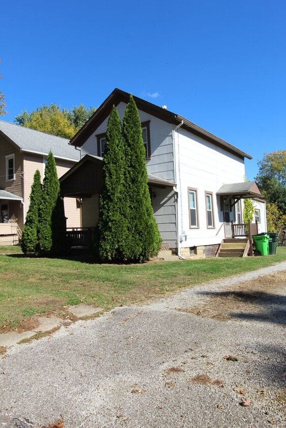 Building Photo - 602 Stibbs St