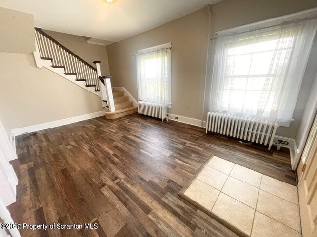 Building Photo - 2129 Brown Ave