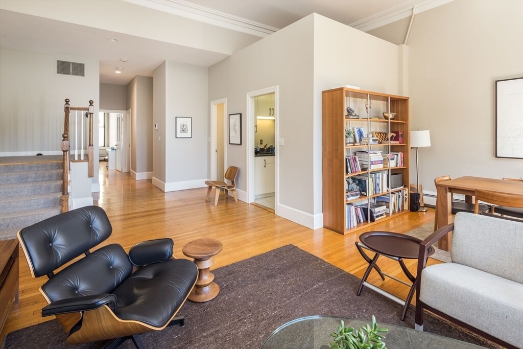 Foto principal - 145 Arlington St