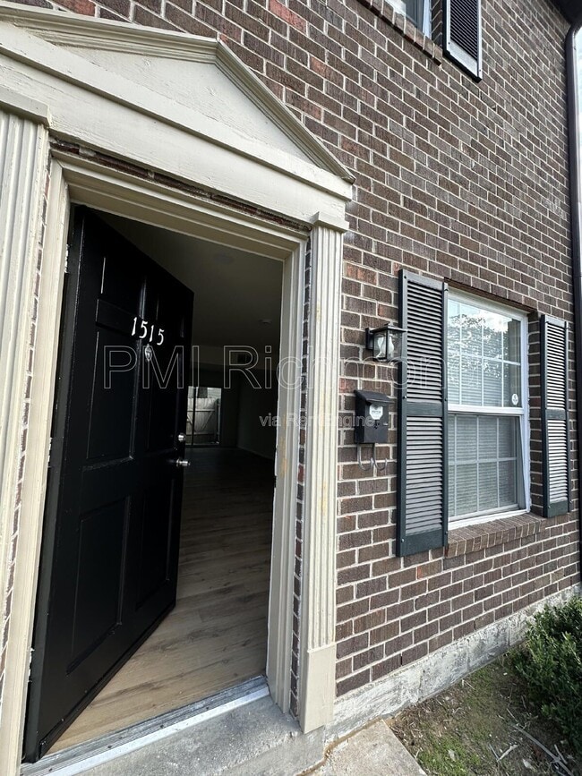 Building Photo - 1515 Stowmarket Ct