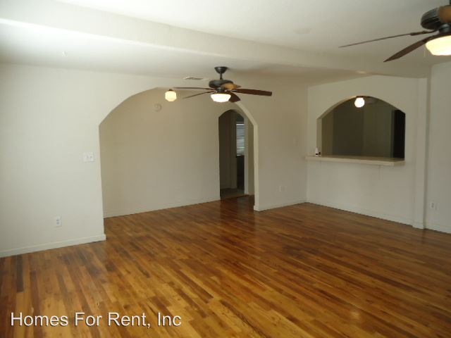 Building Photo - 17108 Avenue 288