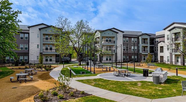 Foto del edificio - 4600 E McKinney St