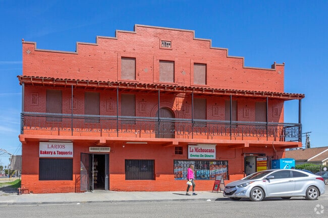 Historic buildings in Mendota house shops and services that reflect the city’s heritage.