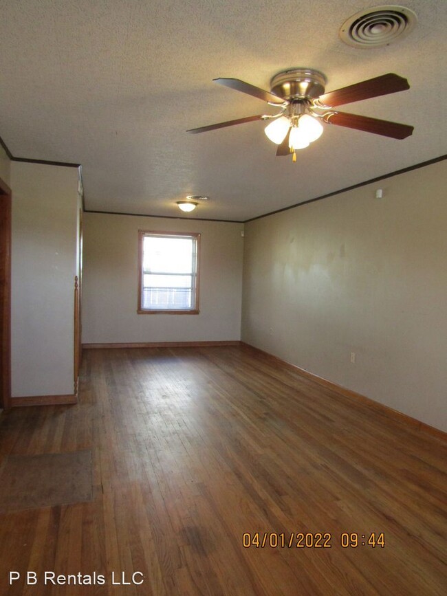 Foto del edificio - 3 br, 2 bath House - 210 NW Morford Drive